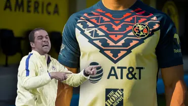 André Jardine y jersey de las Águilas/Foto Club América.