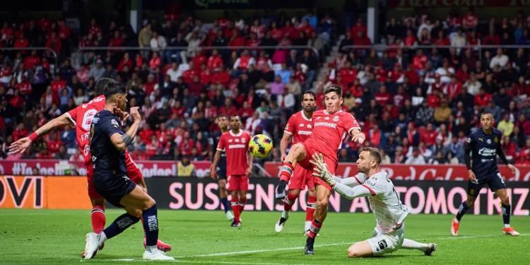 Los dos jugadores que no tomó en cuenta Óscar García y a Chivas le fue mejor contra Toluca