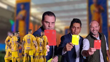 Christian Martinoli, Luis García, Jorge Campos y jugadores de Tigres/Foto ADN 40.