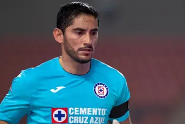 ‘Chuy’ aplaudió la llegada del ‘Tuca’ y aceptó que le gustaría extender su contrato para retirarse en Cruz Azul