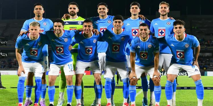 Condenado a la banca este jugador de Cruz Azul, aunque la rompió contra Real Hope en Champions Cup