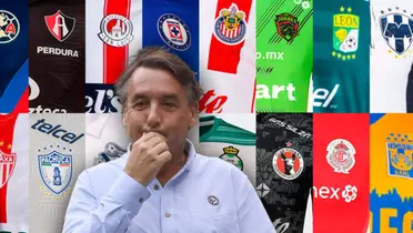 Emilio Azcárraga y camisetas de clubes/Foto El Heraldo de México