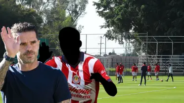 Fernando Gago junto a futbolista incógnito de Chivas / FOTO MEXSPORT