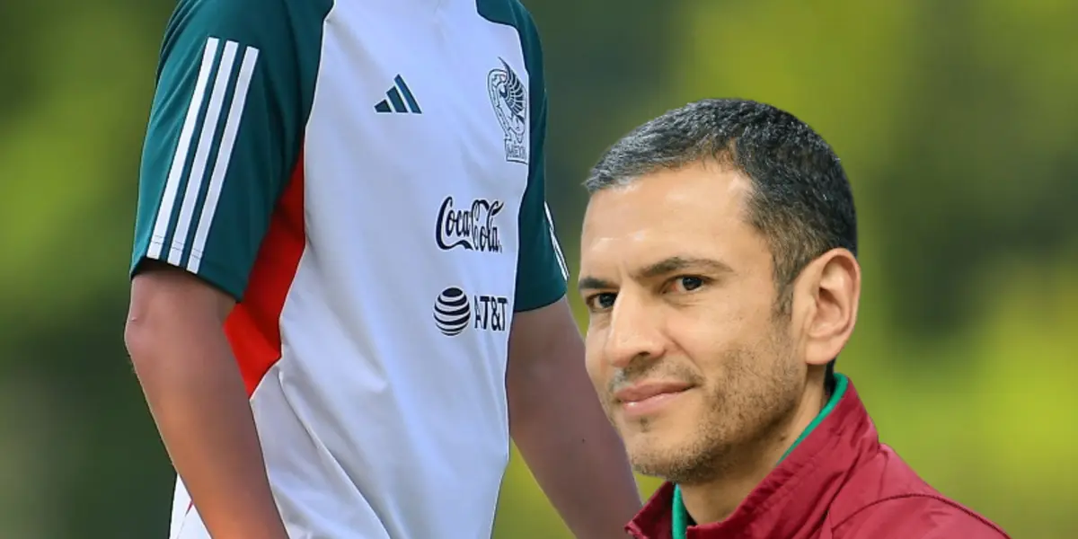 Jaime Lozano y jugador de México/Foto Récord.