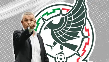 Javier Aguirre señalando y logo del Tri/Foto Selección Mexicana.