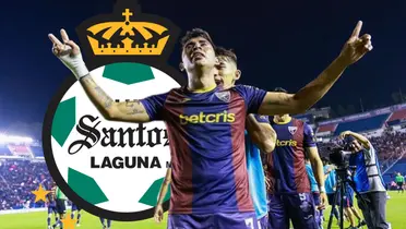 Jugadores del Atlante junto al escudo de Santos Laguna / FOTO X