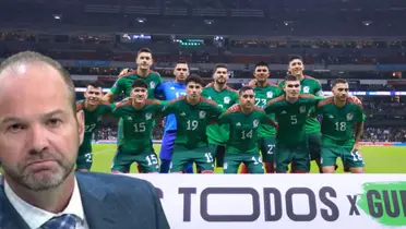 Luis García junto a los futbolistas de la Selección Mexicana / FOTO IMAGO7