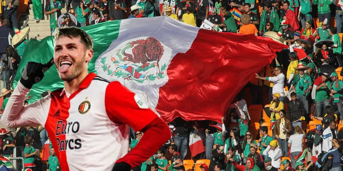 Santiago Giménez junto a la bandera de México / FOTO X