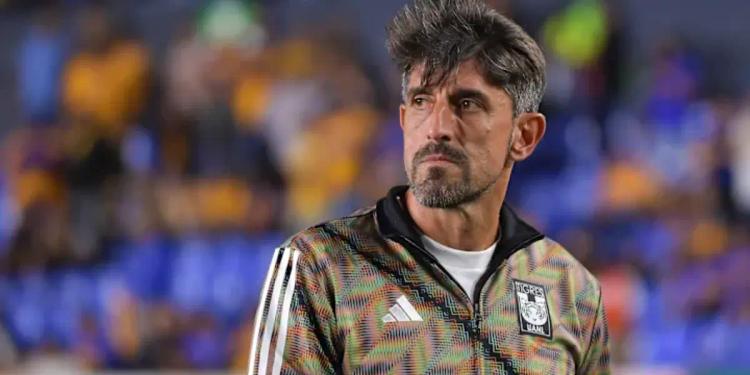 Fue campeón y León lo dejó ir por dinero, ahora podría ser el DT ideal para reemplazar a Paunović en Tigres