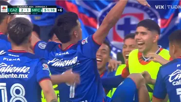 VIDEO | Sepúlveda pone el 2 a 1 para Cruz Azul, Mazatlán juega con diez