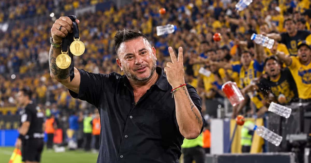 Antonio Mohamed y sus gestos