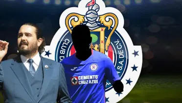 Amaury Vergara junto a futbolista incógnito de Cruz Azul / FOTO EL ECONOMISTA