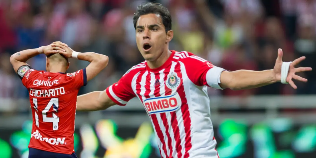 Omar Bravo y el duro golpe que le da al Chicharito Hernández, de histórico a histórico