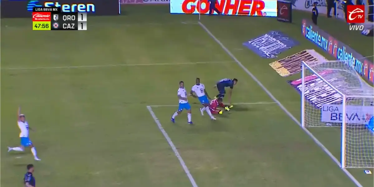 VIDEO | El gol anulado de Querétaro que hizo que Cruz Azul sudara y la reacción de Anselmi