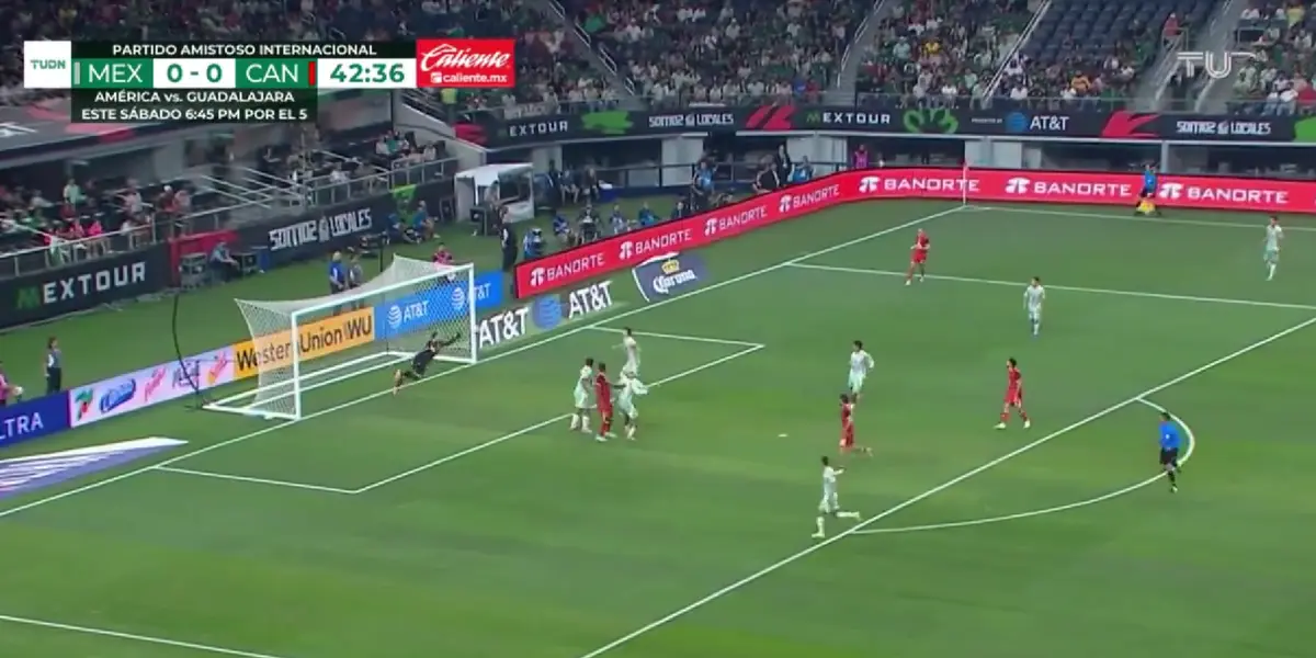 VIDEO | El atajadón de Malagón vs Canadá que jubilaría a Ochoa de la Selección Mexicana