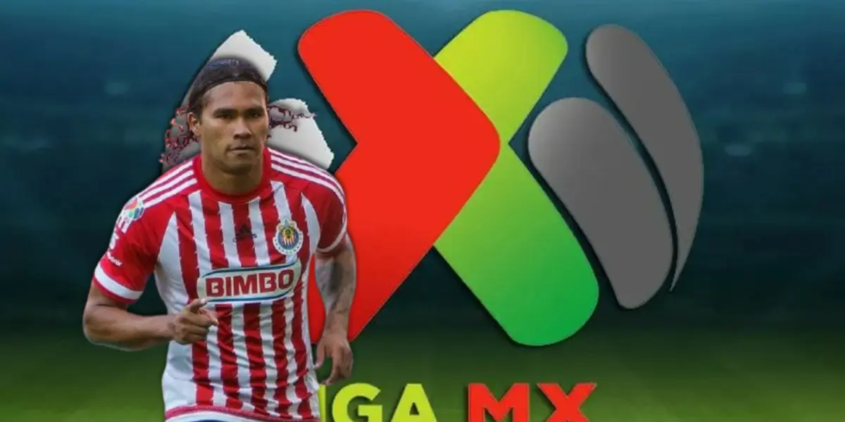 Carlos Peña junto al escudo de la Liga MX / FOTO ESPN