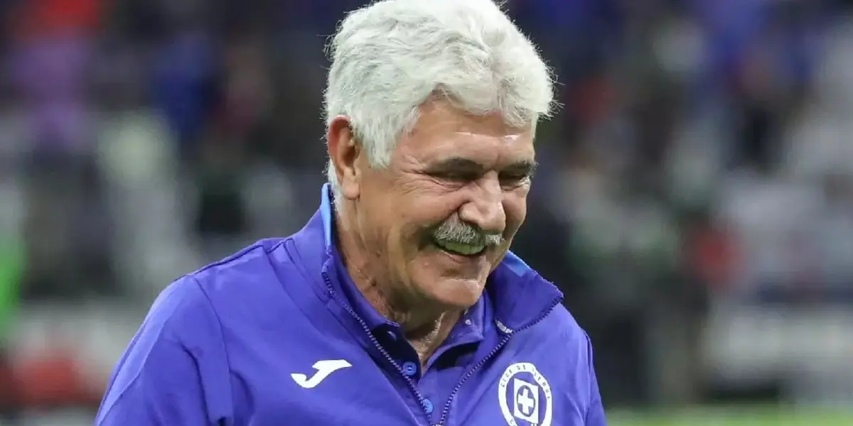 El Cruz Azul sigue tendiendo a Ricardo Ferretti cerca de la institución a pesar de Moreno.