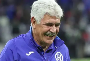 El Cruz Azul sigue tendiendo a Ricardo Ferretti cerca de la institución a pesar de Moreno.