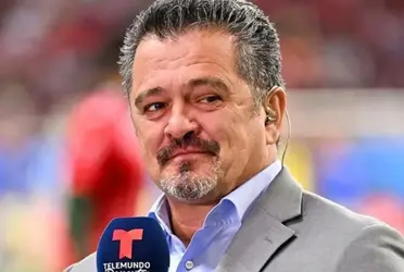 El exfutbolista mexicano fue directo con su petición.