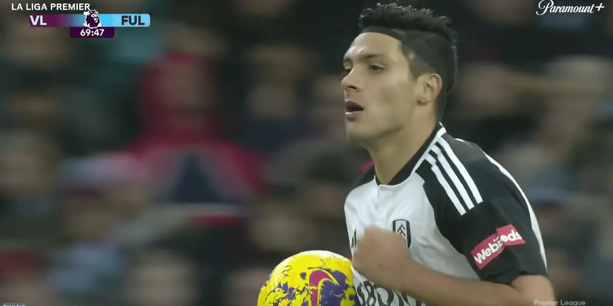 El mexicano por fin anotó gol en Premier League.