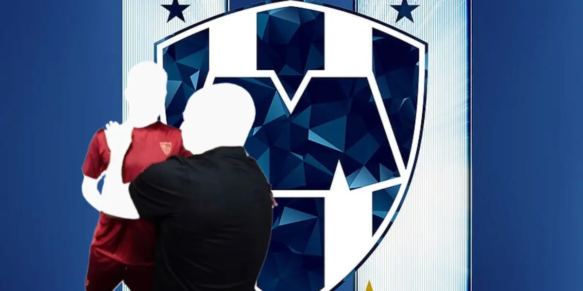 Entrenador y jugador incógnito del Sevilla junto al escudo de Rayados / FOTO PEALPX