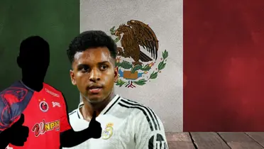 Futbolistas de Veracruz junto a Rodrygo / FOTO X