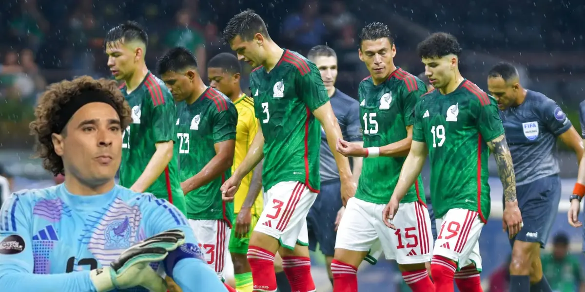 Guillermo Ochoa junto a futbolistas del Tri / FOTO EL PAÍS