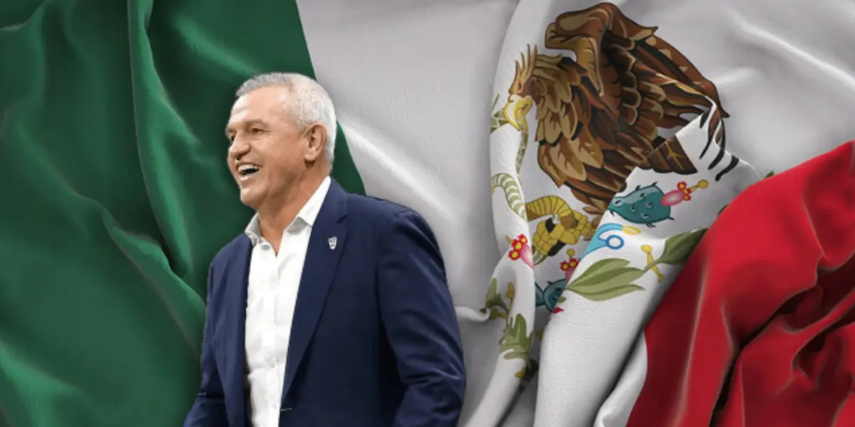 Javier Aguirre riendo y bandera de México/ Foto Martí Blog.