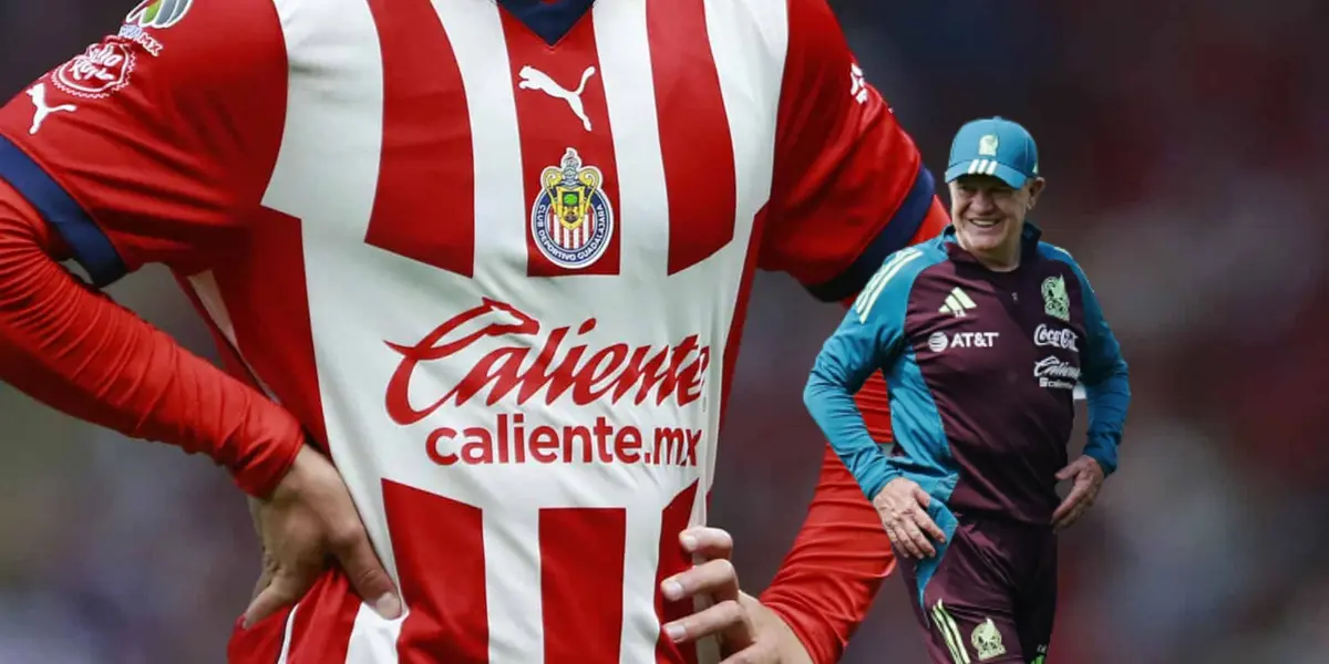 Jersey de Chivas y Javier Aguirre/Foto Sports Media.