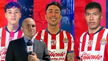 Jesús Bernal junto a los fichajes de Chivas / FOTO X