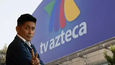 Jorge Campos saludando y oficinas de TV Azteca/ Foto Proceso.