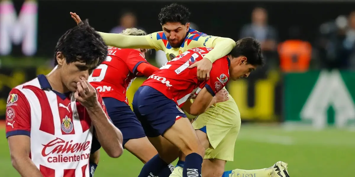 José Juan Macías junto al América vs Chivas / FOTO MEXSPORT