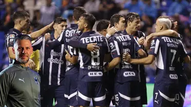 Jugadores de Rayados celebrando victoria vs Puebla. Foto: MSN