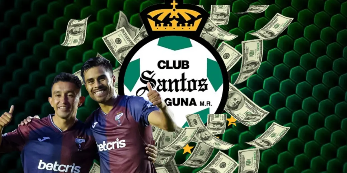 Jugadores del Atlante junto al escudo de Santos Laguna / FOTO MEDIOTIEMPO