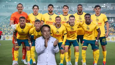 Jugadores posando y Emilio Azcárraga aplaudiendo/Foto Club América.