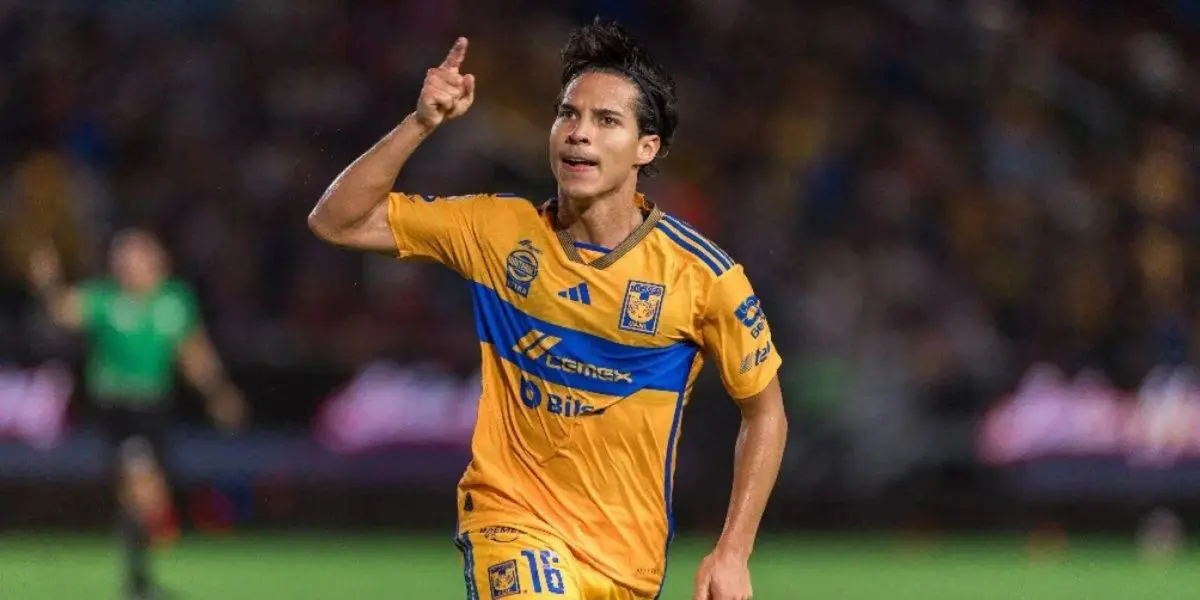 Lainez en partido con Tigres. Foto: Récord