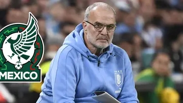 Marcelo Bielsa dirigiendo a Uruguay. Foto: Subrayado