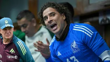 Ochoa en charla de vestidor. Foto: Azteca Deportes