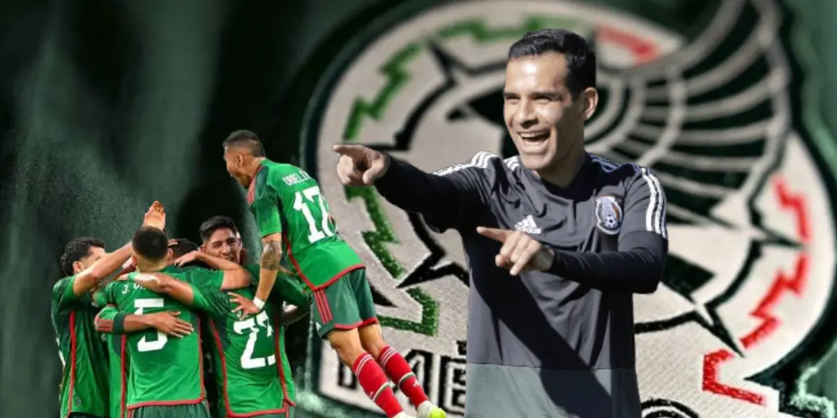 Rafael Márquez sonriendo y jugadores de México/Foto Punto MX.