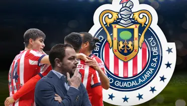 Santiago Baños y jugadores de Chivas celebrando/Foto Wallpapers.com